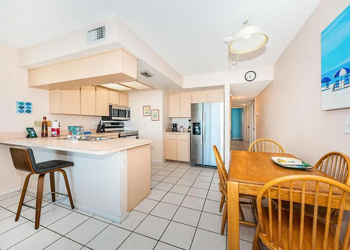 Joyce's Beachfront #3 Apartment Clearwater Beach