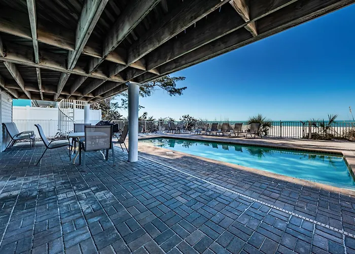 Apartment Joyce's Beachfront #3 Clearwater Beach