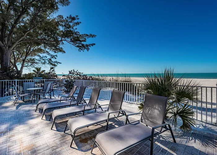 Apartment Joyce's Beachfront #3 Clearwater Beach