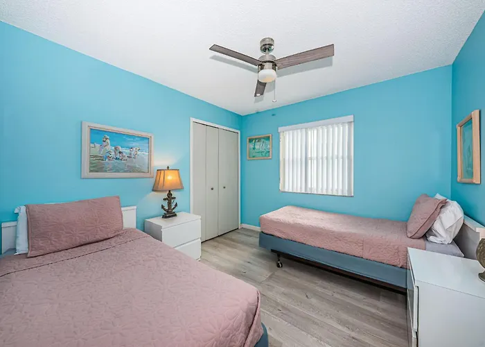 Joyce's Beachfront #3 * Clearwater Beach