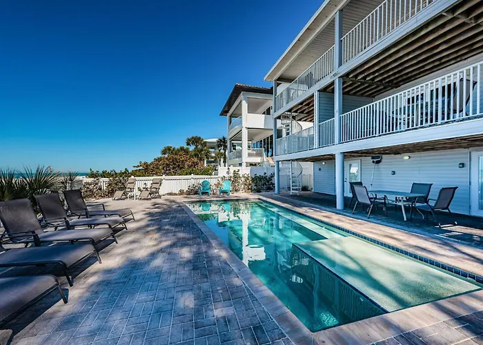 Apartment Joyce's Beachfront #3 Clearwater Beach